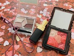 キラキラ輝くクリスマスコスメ🎄🎁 チャットレディならお財布気にせずゲット💖【福岡市東区香椎 Baron】