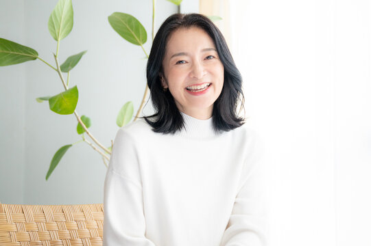 【年齢不問！】「○○歳ですが、配信できますか？」チャットレディに関する年齢の疑問にお答えします！【福岡市東区香椎Baron】